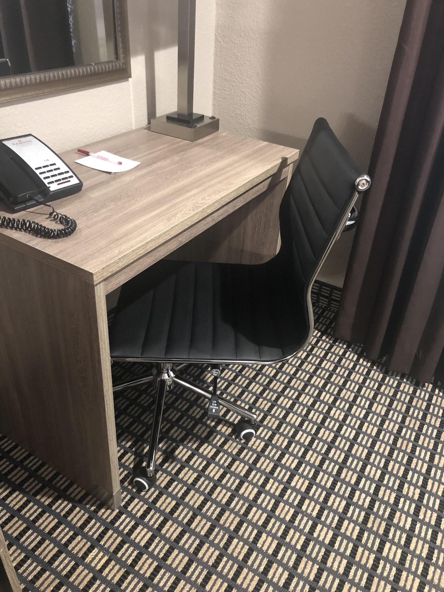 Hotel Ramada By Wyndham Houston Intercontinental Airport South Esterno foto